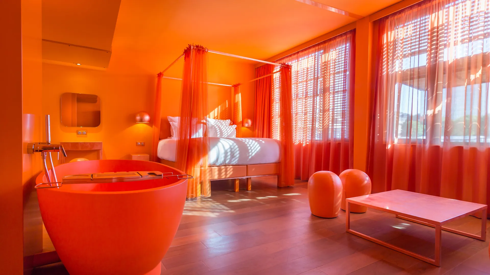 Hotel OFF Paris Seine 4*,  Frankreich